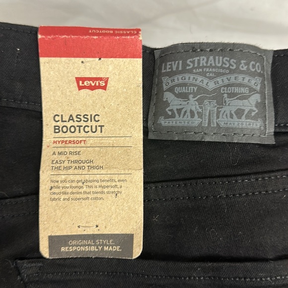Woman’s Levi’s Black Classic Bootcut Jean Size 8, W 29,L32 - Picture 8 of 12